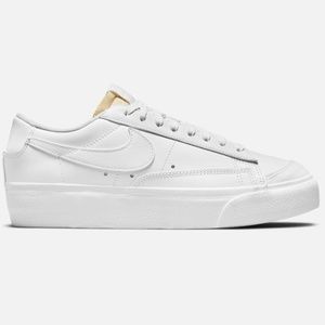 Size 10.5 NIKE Blazer White Leather Low Top Lace Up Sneaker Shoe